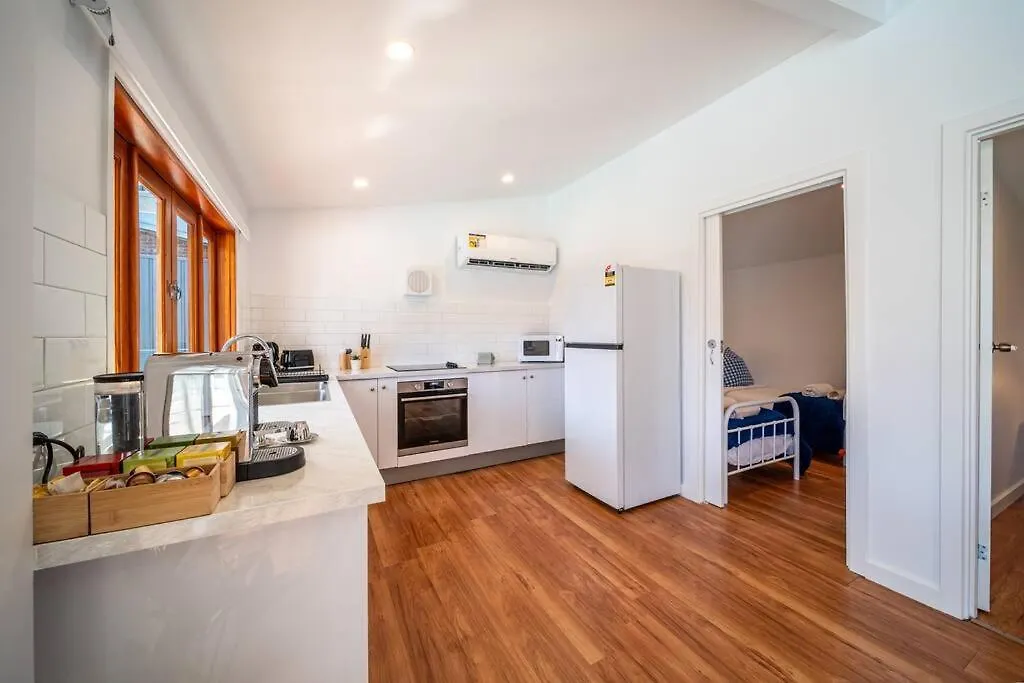 Villa Neptune - 2Br Private Pool Wifi Thebarton